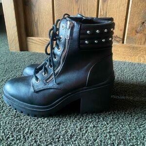 7.5 wide studded black combat boots